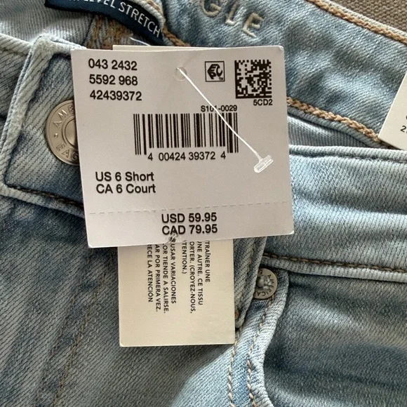 American Eagle Light Blue Denim Capri Jeans BNWT - Picture 2 of 5